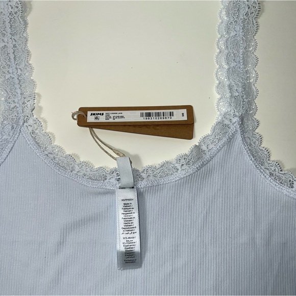 Skims Soft Lounge Lace Trim Ribbed Camisole Cami Shirt in Mineral Blue - Picture 12 of 13